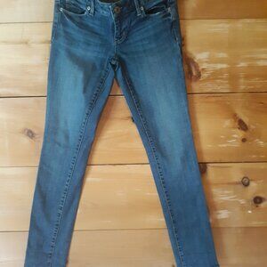 ((#352)) American Eagle- size-4